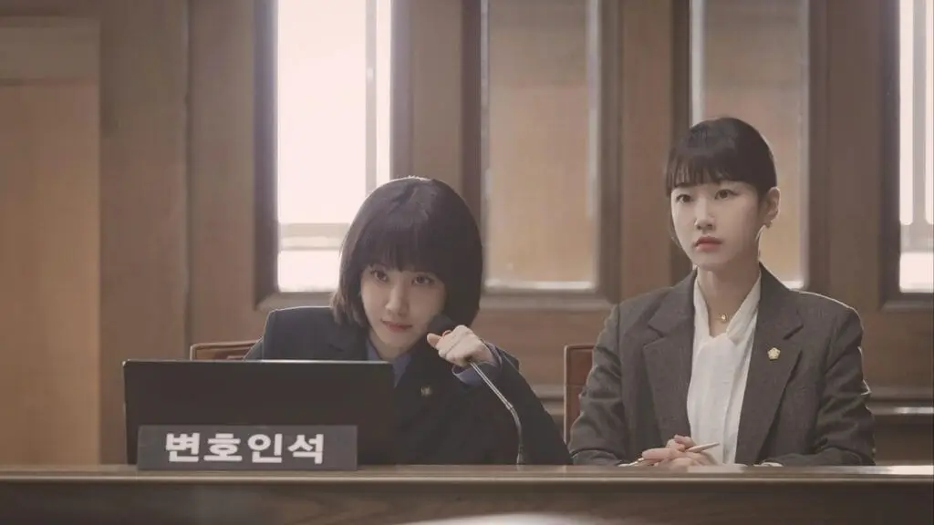 Park Eun-bin as Woo Young-woo and Ha Yoon-kyung as Choi Soo-yeon.