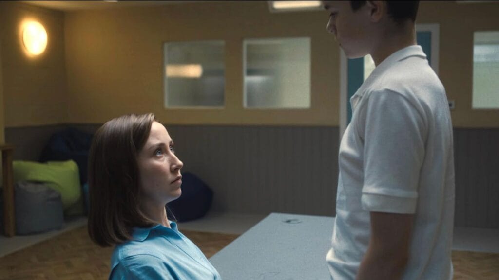 Erin Doherty as forensic psychologist Briony Ariston