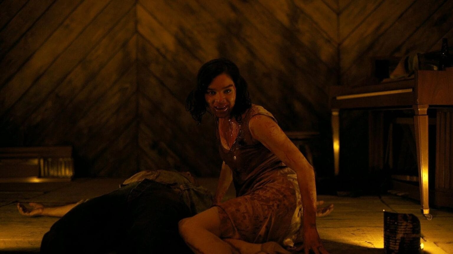 Still of Hailee Steinfeld as Mary. Image © Warner Bros.