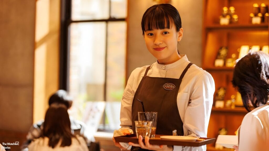 Han Hyo-joo as Lee Hana. Image © Netflix / YONG FILM / YONGFILM JAPAN